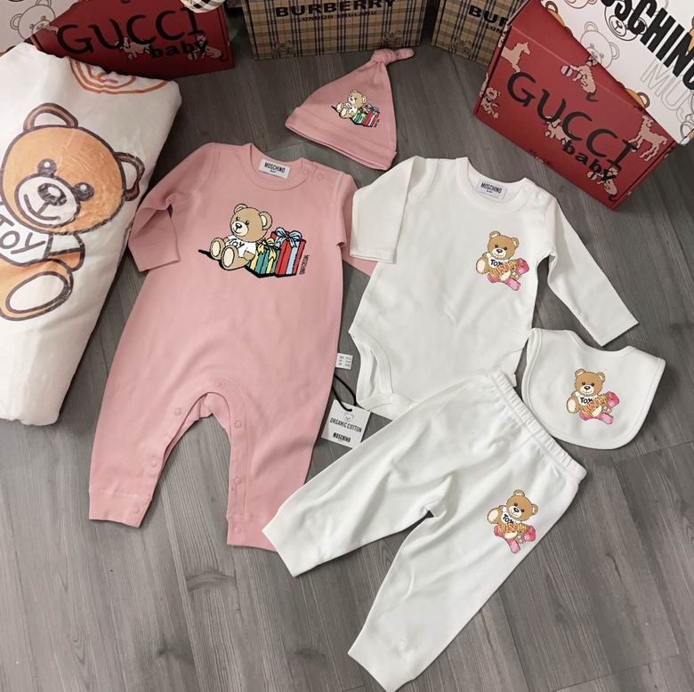 Moschino sz52 66 73 80 85 90 157